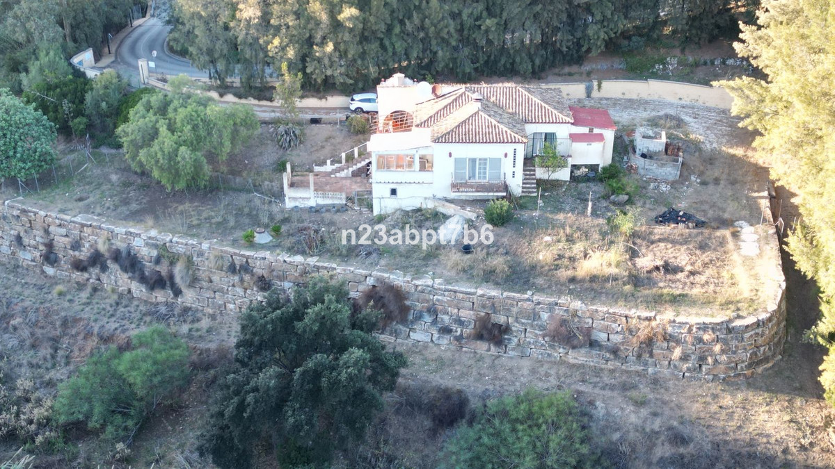 Los Almendros, Benahavis