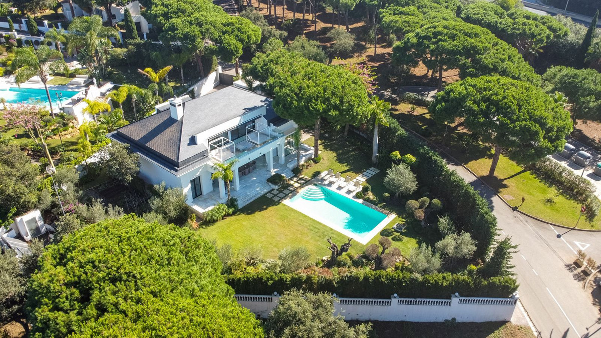Las Chapas, Marbella