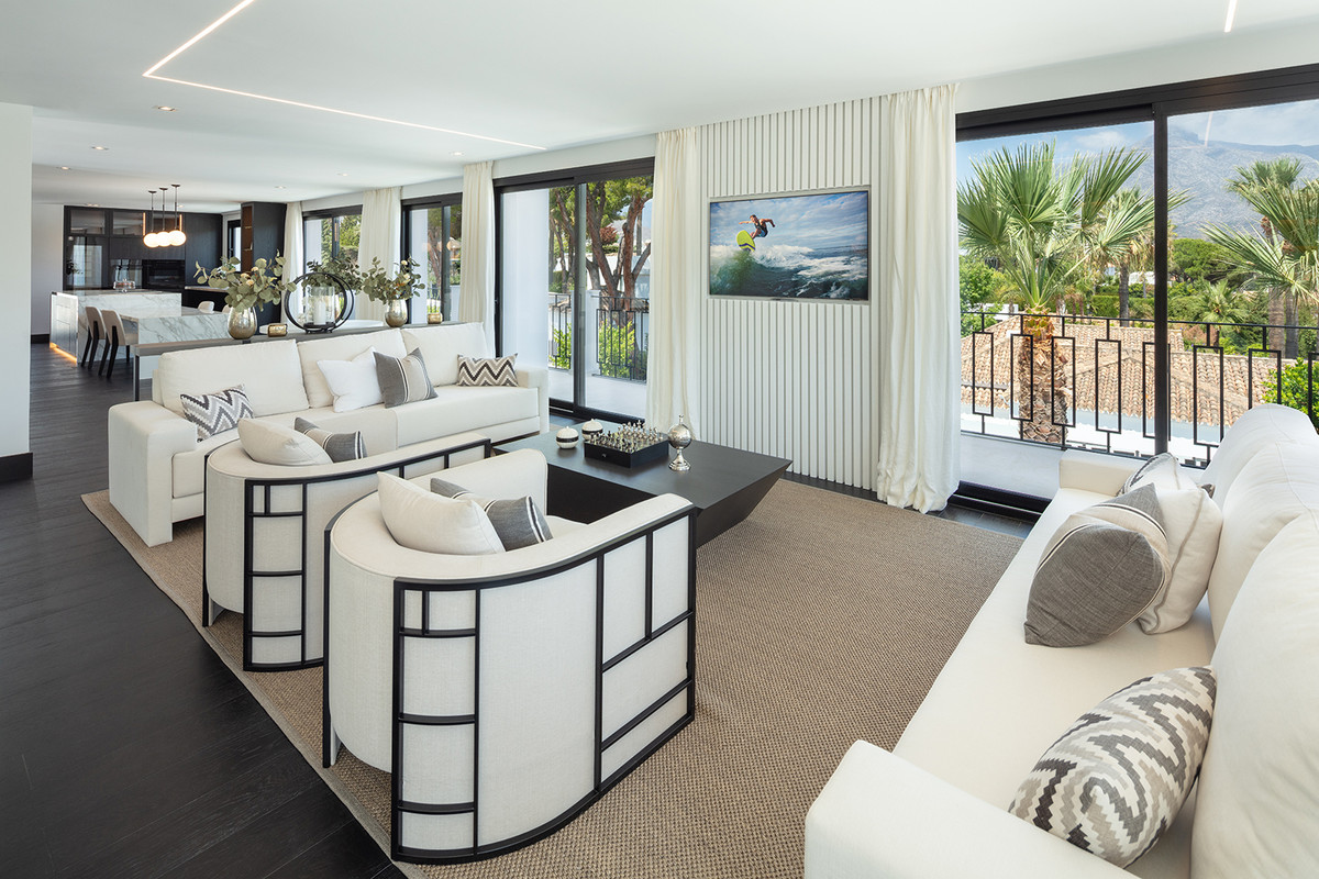 Nueva Andalucía, Marbella
