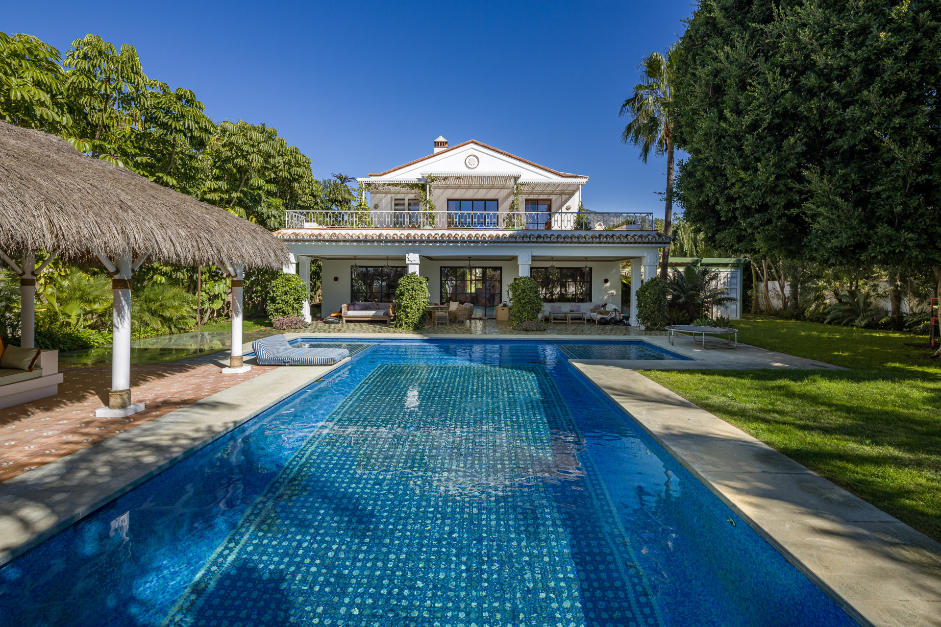 Nueva Andalucía, Marbella